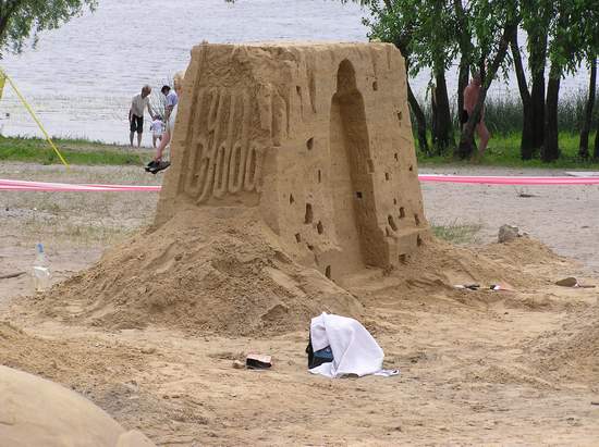 Фестиваль песчаной скульптуры 2004 год, Оболонь (фото из архива, часть 2) - Festival-peschanoj-skulptury-2004Obolon2_37