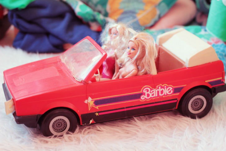Подарки, которые мы больше никогда не получим на Новый год - 5437860-650-1450797160-barbie-cabriolet-vintage