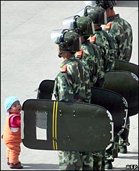 Китай признал, что беспорядки вышли за пределы Тибета  - 20080320143932609_1