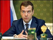 Медведев критикует расширение НАТО  - 20080325095623839_1