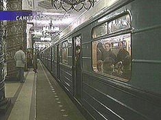 Питерские бизнесмены готовы ездить в метро в VIP-вагонах - 20080513092348696_1