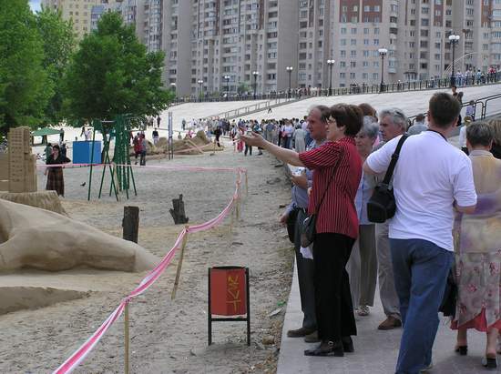 Фестиваль песчаной скульптуры 2004 год, Оболонь (фото из архива, часть 3) - Festival-peschanoj-skulptury-2004Obolon3_37