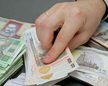 Курс гривны на межбанке опустился до 7,6 гривны за доллар - kyrs-grivni-na-mezhbanke-8-za-dolar_1
