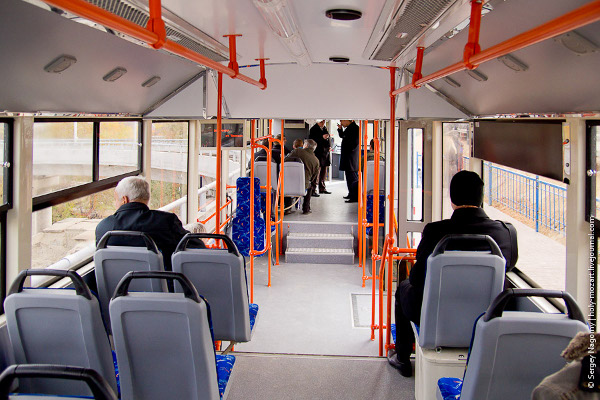 Новые трамваи для Киева, модель "T-3UA-3" или "Каштан" (14 фото) - novye-tramvai-dlja-kieva-model-t-3ua-3-ili-kashtan-2-foto_9