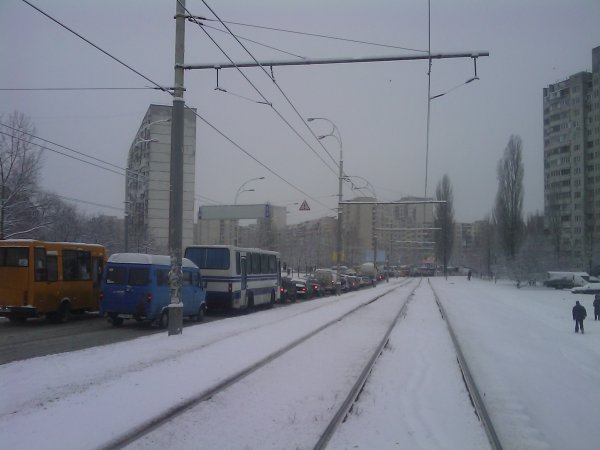 19 февраля 2009 года, пробка на улице Героев Днепра - probka-na-geroev-dnepra_1