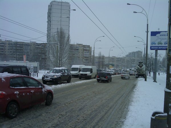 19 февраля 2009 года, пробка на улице Героев Днепра - probka-na-geroev-dnepra_10