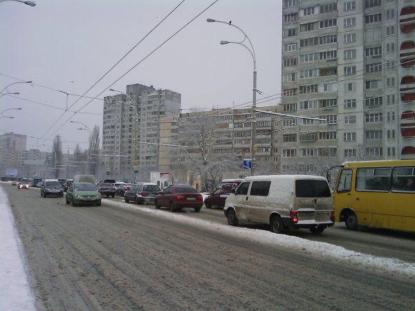 19 февраля 2009 года, пробка на улице Героев Днепра - probka-na-geroev-dnepra_11