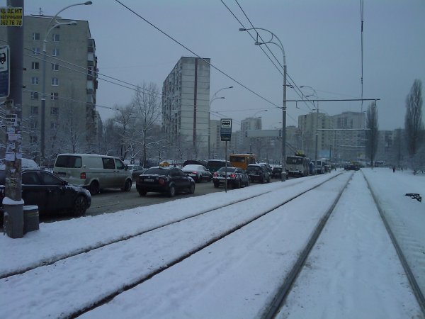 19 февраля 2009 года, пробка на улице Героев Днепра - probka-na-geroev-dnepra_4