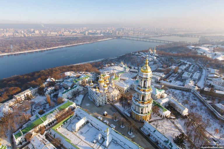 Зимний Киев с высоты птичьего полета - 981678-768x512